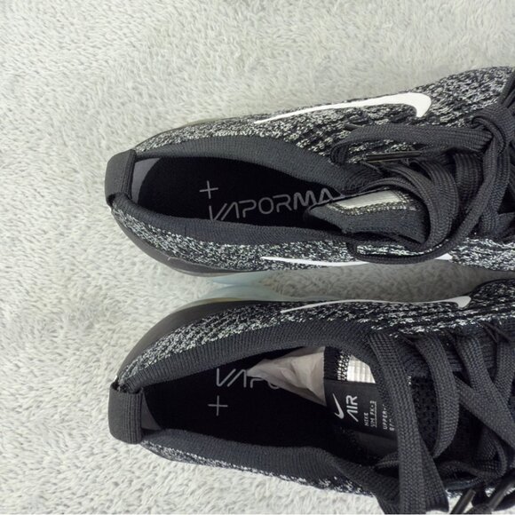 Nike Air Vapormax Flyknit 3 Oreo Black Gray Size 8.5 - Picture 14 of 15